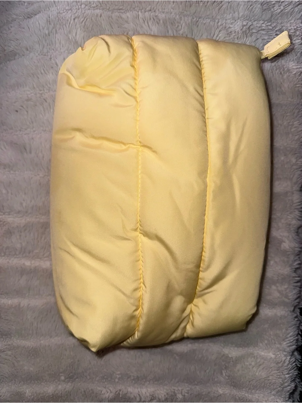 Wilo yellow cosmetic puffer bag